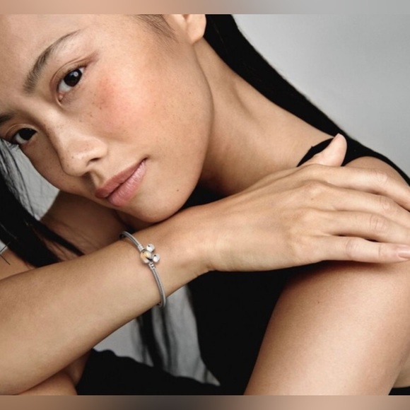 NWOT Disney 100th Anniversary Moments Snake Chain Bracelet - Picture 4 of 10